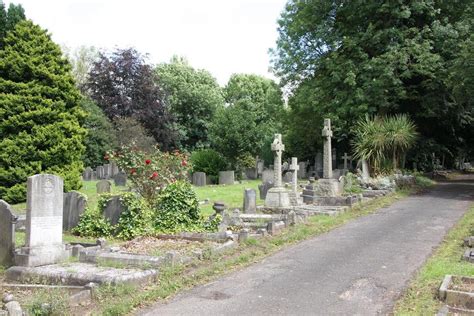 Lodge Hill Cemetery and Crematorium in Birmingham, West Midlands - Find ...