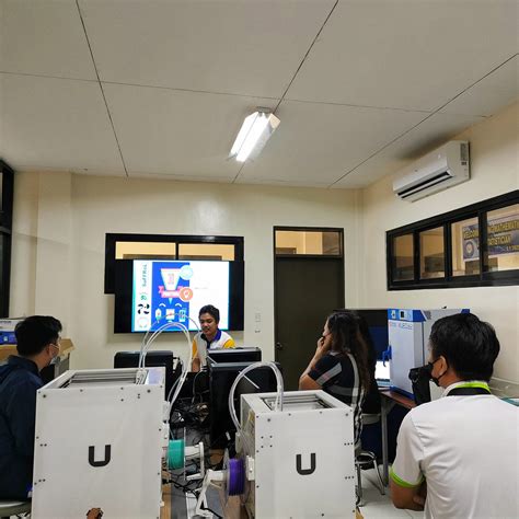 Industry-Driven ICT Innovation Laboratories and Training Hubs