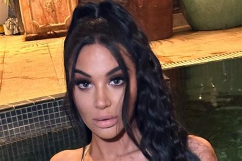 N Dubz Singer Tulisa Goes Viral Showing Boobs And Curves In Yellow Bikini In Pool Page Of