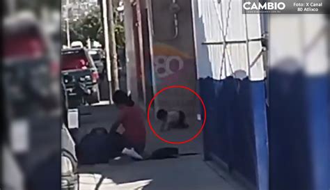 Video Padres Inconscientes Se Agarran A Golpes Y Descuidan A Su Beb