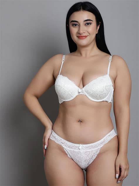 Buy MAKCLAN Self Design Lightly Padded Lingerie Set Lingerie Set For Women Myntra
