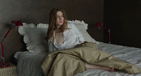 Nude Video Celebs Agathe Bonitzer Nude Tout De Suite Maintenant 2016