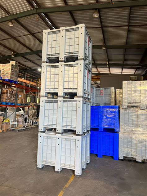 🌧️ Heavy Rain Alert! Protect Your Goods with Our Weather-Resistant Box