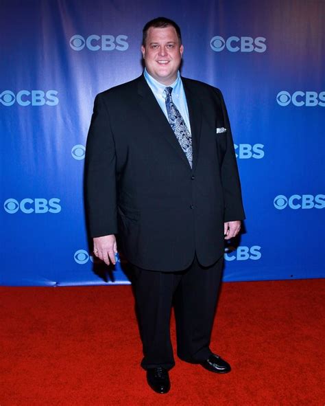 Mike Mollys Billy Gardell Unrecognisable As He Debuts Incredible