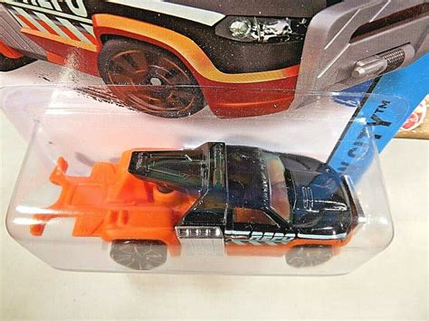 Hot Wheels HW City HW City Works REPO DUTY Black Variation W GoldTrap Sp Contemporary