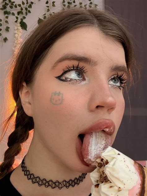 SkinLovers Channel Page XVIDEOS