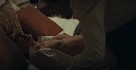 Nude video celebs Jeanne Balibar nude Le système Victoria 2024