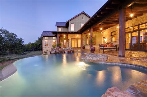 Hill Country Farmhouse Farmhouse Pool Austin By Geschke Group