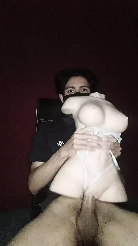 Sex mit meiner neuen Silikon sexpuppe Schönes abspritzen xHamster