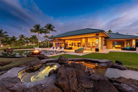 Contemporary Beachfront Living on the Big Island of Hawaii | Beach ...