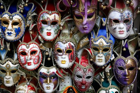 Descubra as tradições do Carnaval de Veneza Qual Viagem