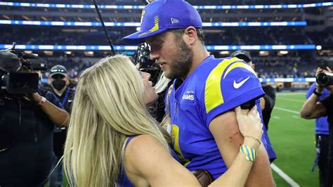 La Rams Qb Matthew Staffords Wife Kelly Shares Shocking Update It