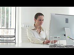 This Is How Euro Milf Valentina Spends Her Lunch Break Xxx Mobile Porno Videos Movies