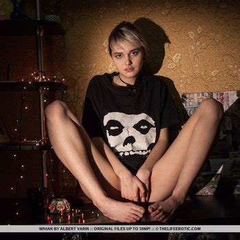 Wivian Vilett Babe Page Watch This Adult Model On FreeOnes