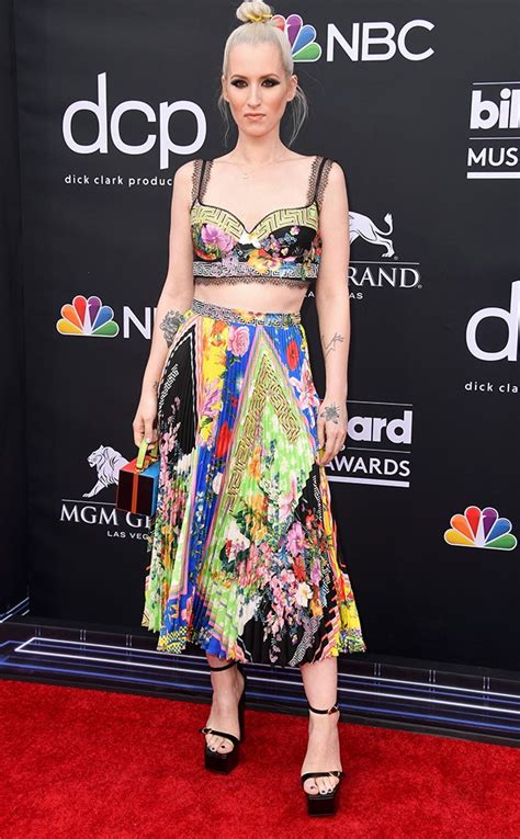 Ingrid Michaelson From 2019 Billboard Music Awards Red Carpet Fashion