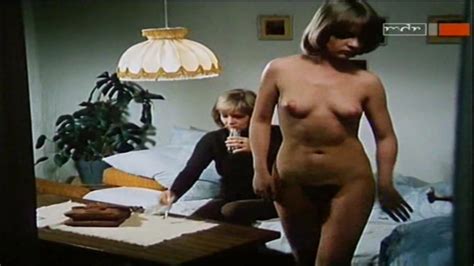 Naked Jacqueline Pöggel in Polizeiruf