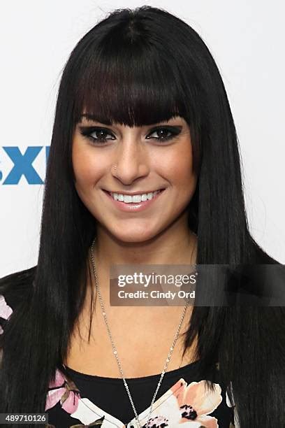 161 Mia Z Stock Photos, High-Res Pictures, and Images - Getty Images