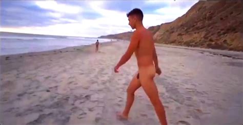 Nude Men At The Beach Thisvid T Rk E