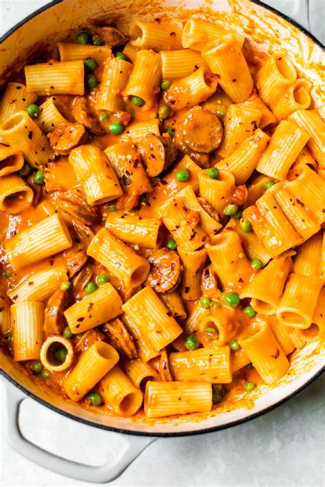 Italian Chicken Sausage Pasta - The Almond Eater