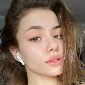 Gina Gerson Nude Photo