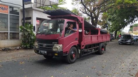 TRUCK TOYOTA DYNA HINO DUTRO ELPIJI CANTER BOX CINERE 20 OKTOBER