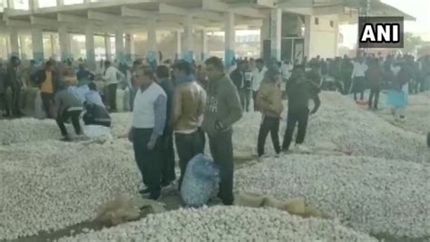MP Man Stripped Naked Thrashed On Suspicion Of Stealing Garlic From Wholesale Vegetable Market