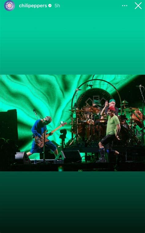 Banda Red Hot Chili Peppers Presume Ante Sus Millones De Seguidores El Concierto En Costa Rica