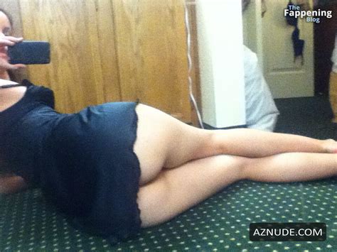 Sarah Wayne Callies Sexy And Nude Showing Off Her Alluring Boobs Ass