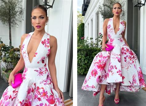 Jennifer Lopez Ditches Nude Lipstick For A Fiery Festive Red