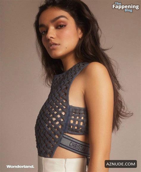 Rachel Zegler Sexy And Tempting Shows Off Hot Legs Cleavage And Body