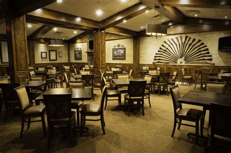 Houstons Taste Of Texas Steakhouse Unveils Million Dollar Makeover