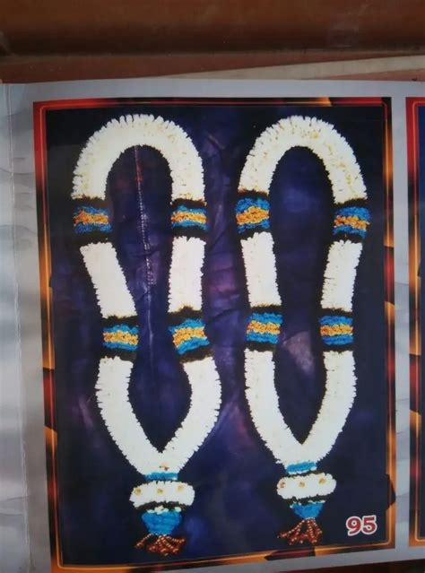 Wedding Garland At Best Price In Bengaluru By Michik Apparels Id