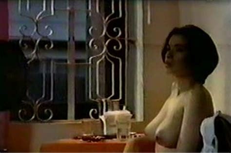 Naked Sunshine Cruz In Dukut Queen