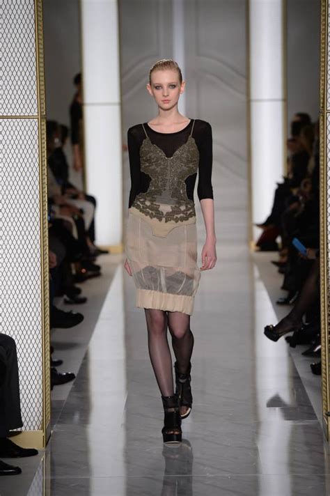 Aos Anos Naomi Campbell Estrela De Desfile De Lingerie Movenot Cias