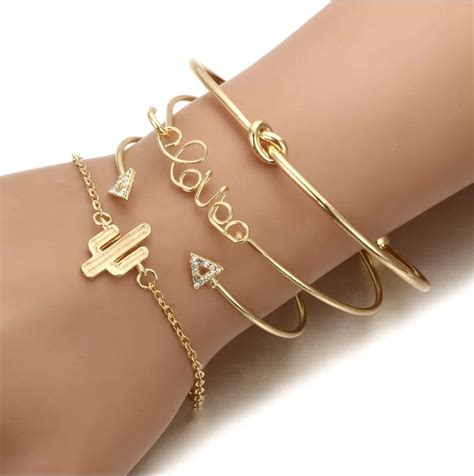 Set 4 Pulseras Brazaletes Mujer Cadena Con Dije Doradas MercadoLibre