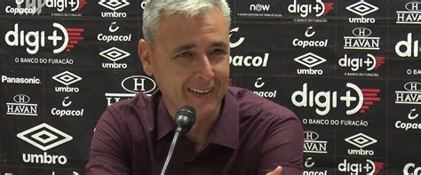 Athletico Paranaense Site Oficial Vídeo Veja a entrevista coletiva