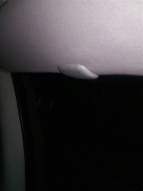 51. Крышка антенны, пластик в пол и крепления блока предохранителей ...