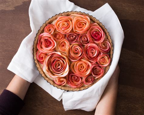 Tarte Bouquet De Roses Aux Pommes Redpath Sugar