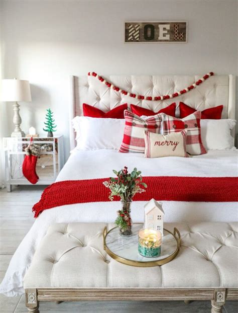 30 Cute And Cozy Christmas Bedroom Decor Ideas That Are Easy To Do