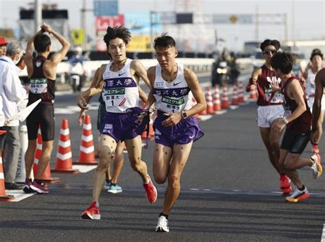 駒沢大が全日本大学駅伝4連覇、1度も首位譲らず史上初の2年連続3冠に王手 2023年11月5日掲載 ライブドアニュース