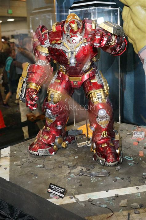 Sdcc Hot Toys Marvel At Sideshow Booth The Toyark News