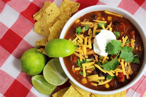 Slow Cooker Taco Soup With Rotel - foodrecipestory
