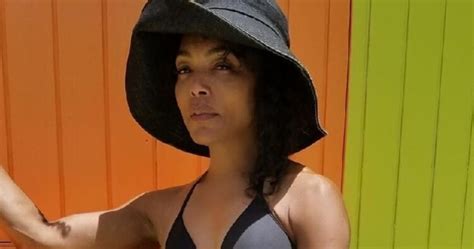 Hot Sexy Angela H Bikini Pics