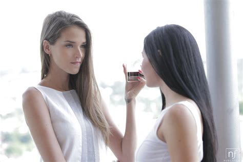 Keira Discovers Silvie Deluxe Is Not Wearing Panties And Rewards Her With A Finger Fuck Porn