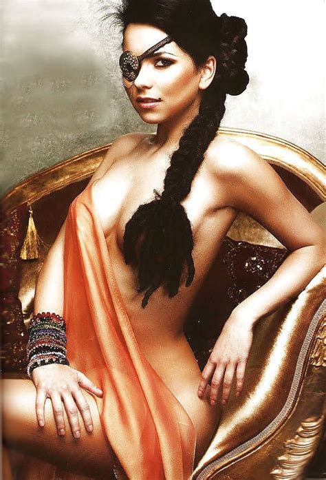 Bare Pictures Of Sexy INNA That You Haven T Seen Yet Nude Leaked Diaries