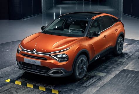 Yeni Citroén C4 İncelemesi Özellikleri ve Fiyat Listesi