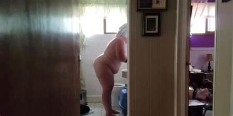 Fat Grandma Chrissy Krug See Her Lb Nude Body In The Bathroom At Home Tnaflix