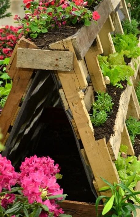 22 Diy Recycled Planter Boxes Step By Step Ideas