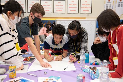 Yokota Hosts Us Japanese Students For Education Exchange 5th Air