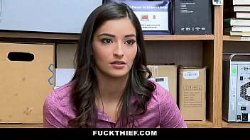 Ladr N Repetido Atrapado De Nuevo Y Follado En La Trastienda Xvideos